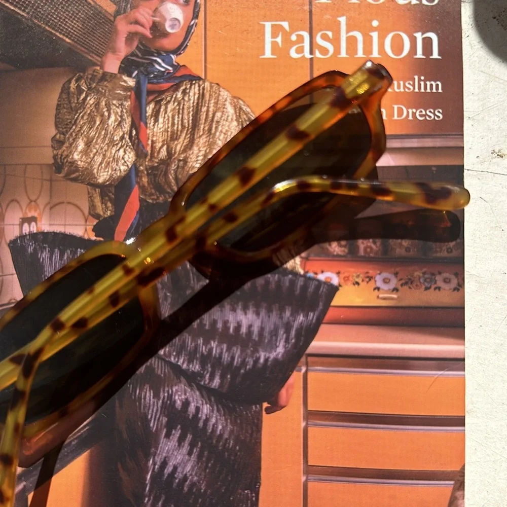 Tortoise Shell Sunglasses - Picture 2 of 3